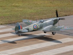 BenUllings_2020-08-1709_EHGR_A2A_Spitfire_PH-FVE__D851007-bewerkt 1200
